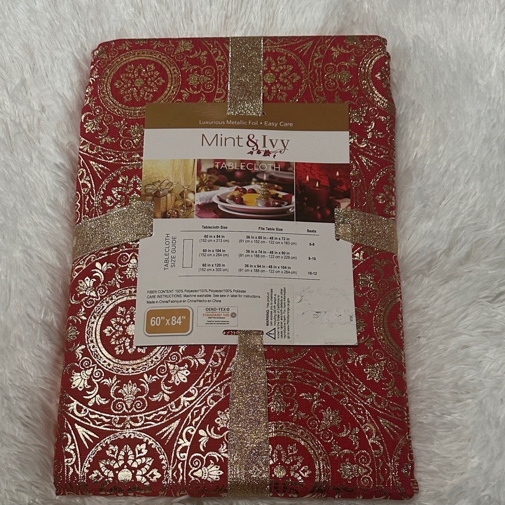 Red and Gold Tablecloth - Picture 2 of 2